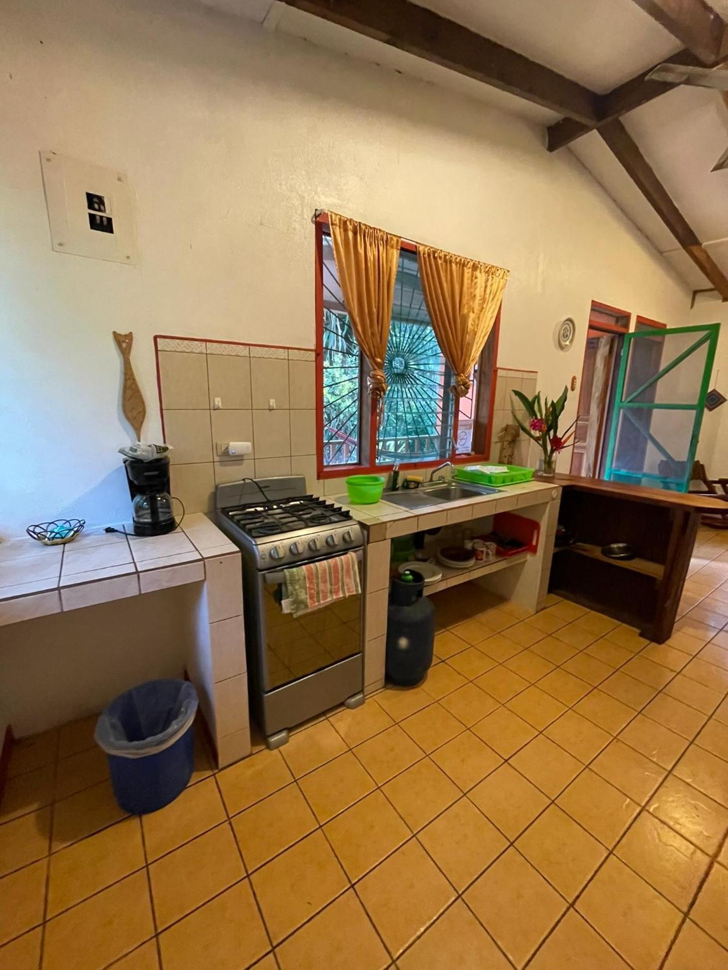 Cabinas Caribe Luna Cahuita Kültér fotó