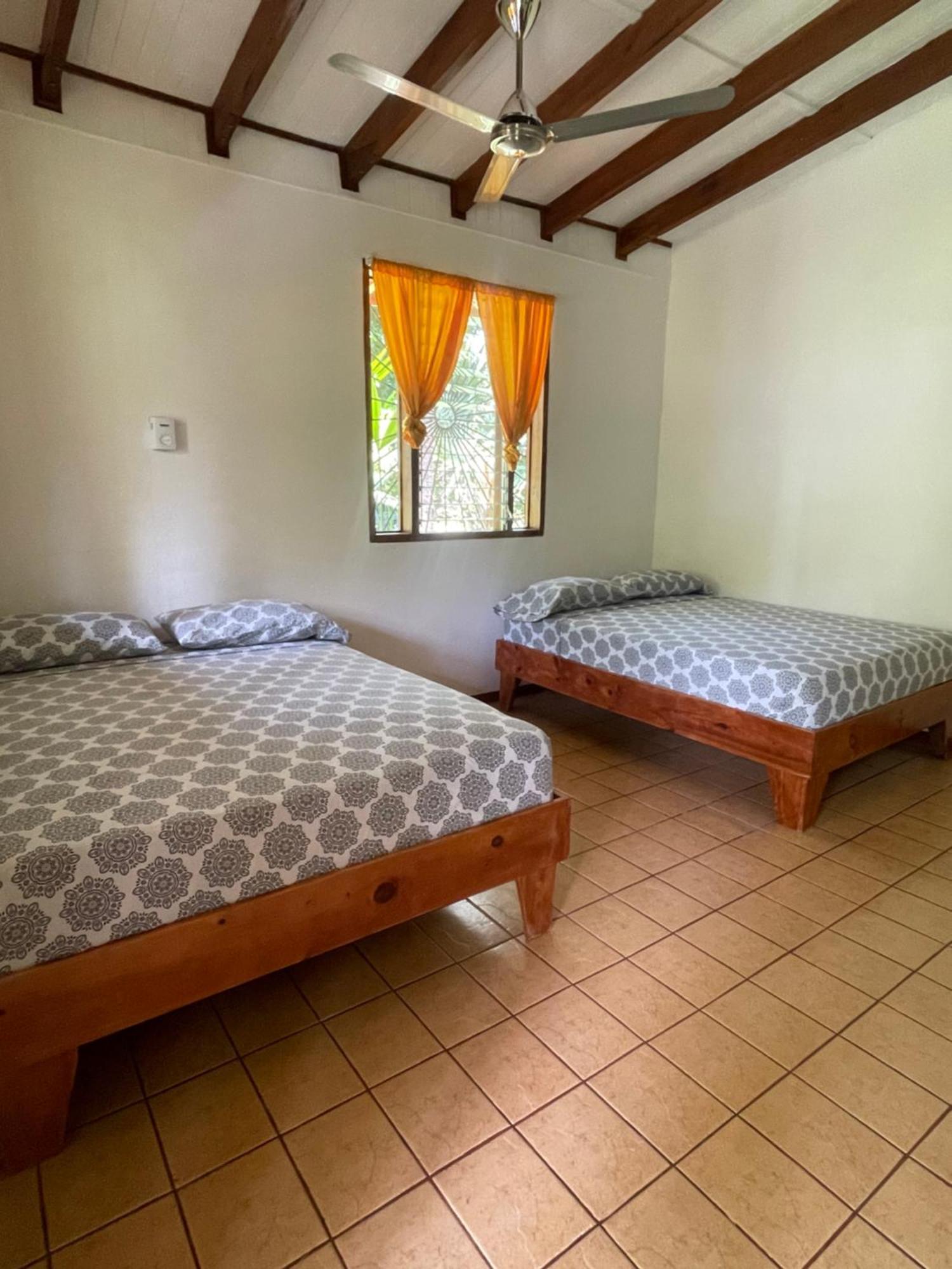 Cabinas Caribe Luna Cahuita Kültér fotó