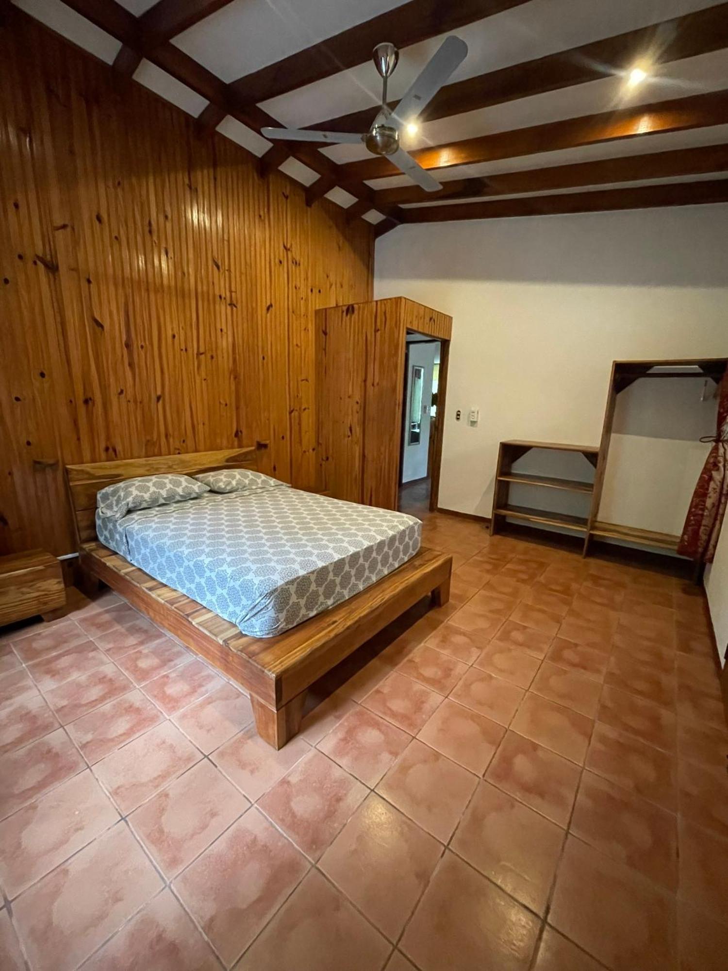 Cabinas Caribe Luna Cahuita Kültér fotó